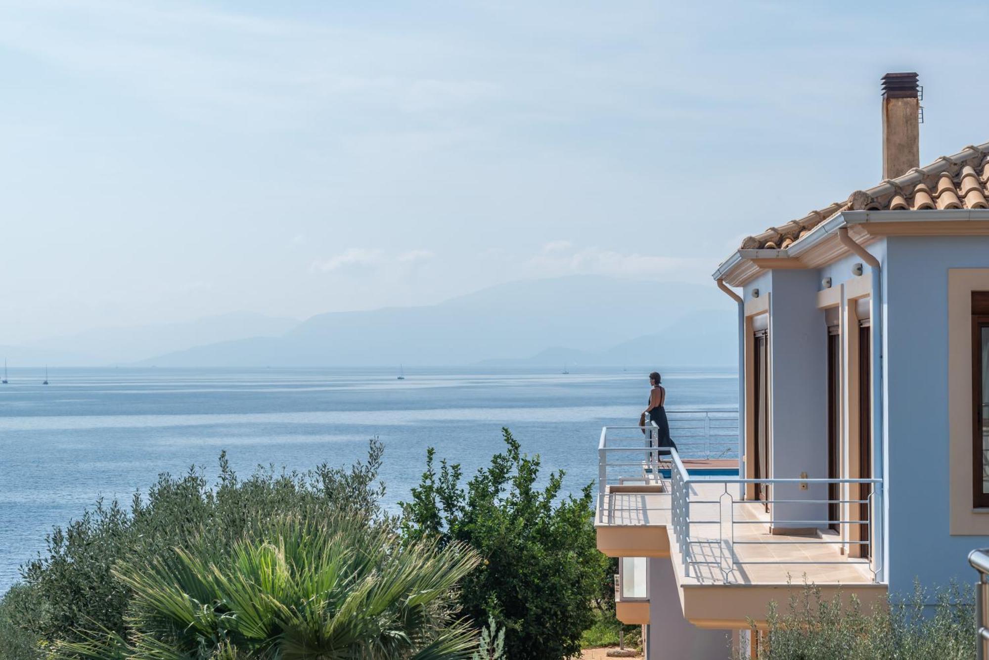 Iris Villas Lefkada - Marine Villa With Private Sea Access Sivota  Exterior photo